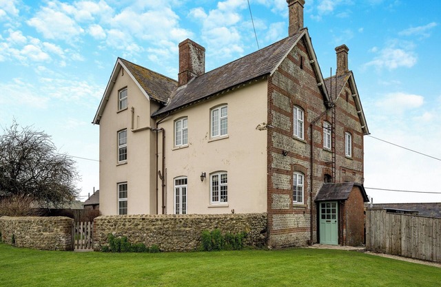 7 bedroom accommodation in Plush, near Piddletrenthide