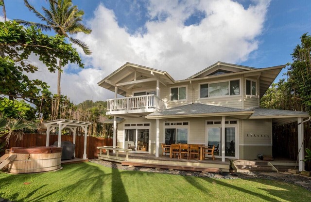 7 Mile Miracle Beach House