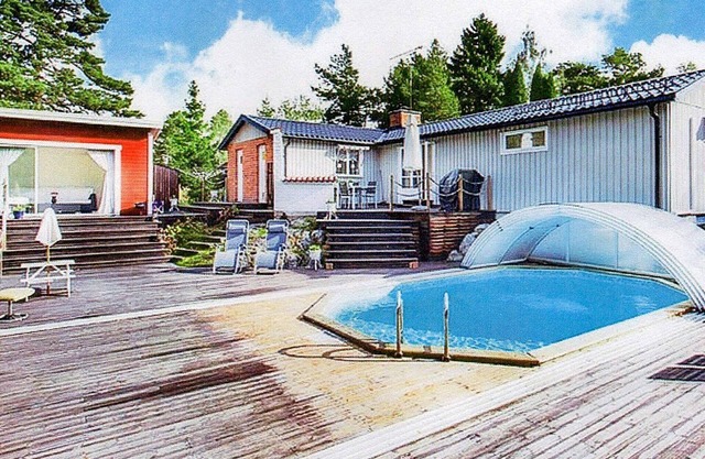 7 person holiday home in NYNÄSHAMN-By Traum