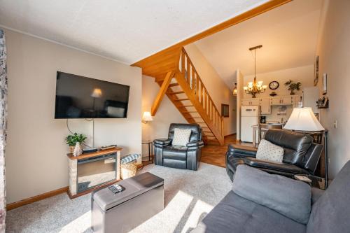 709H Studio Loft One Bath