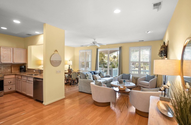 728 Bonito Road - New to VRBO! Resort Access Included!