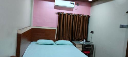 73 Banquet & Guest House