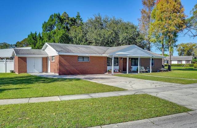 8 Mi to Downtown: Cozy Tampa Studio w/Easy Access
