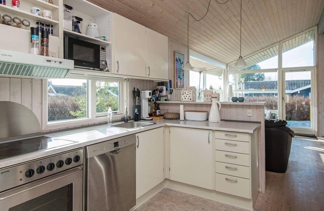 8 person holiday home in Juelsminde