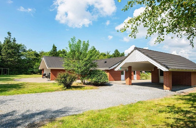 8 person holiday home in Oksbøl-By Traum