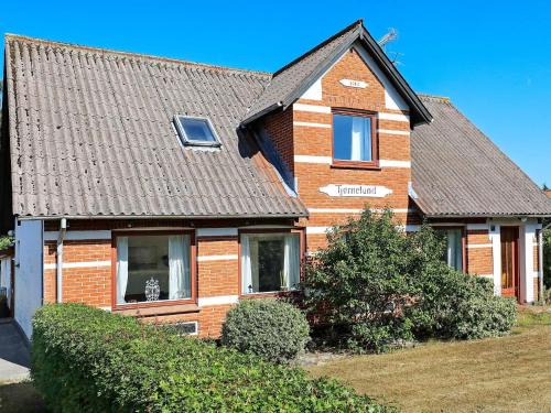 8 person holiday home in Bindslev-By Traum