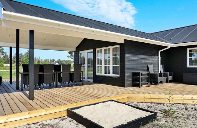 8 person holiday home in Læsø