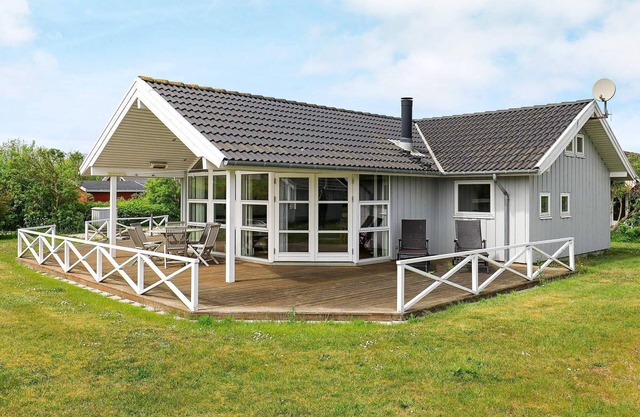 8 person holiday home in Lemvig-By Traum