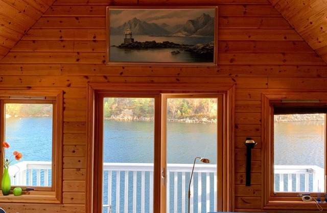 8 person holiday home in Urangsvåg