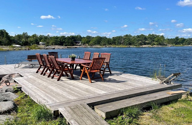 8 person holiday home in FIGEHOLM