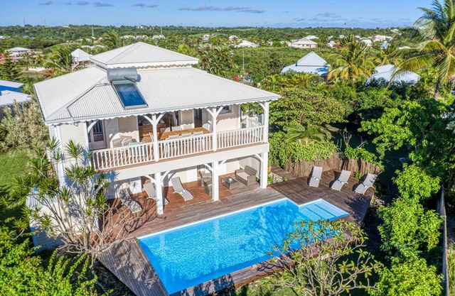 800m from the Pierre & Vacances beach