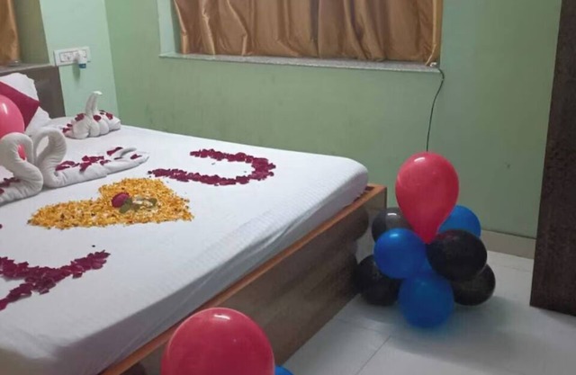 9-bedroom building in fabulous Kolkata with WiFi, fitness room, AC