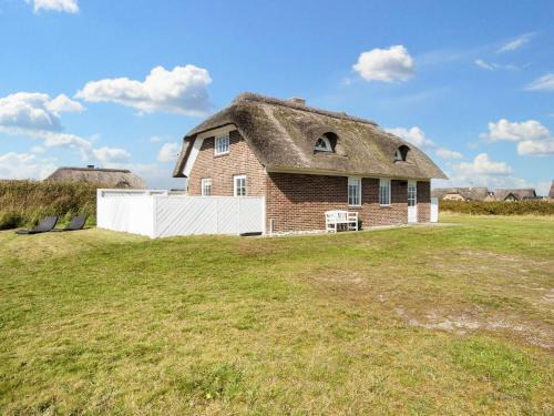 9 person holiday home in Harboøre-By Traum