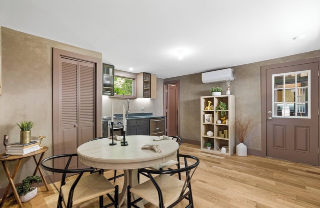 A 1-bedroom suite in beautiful Greenwood Lake
