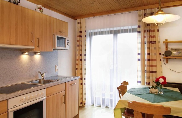 Apartment with 2 bedrooms - Wechselberger, House