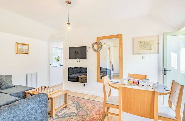 A beautiful cottage to indulge and delight.