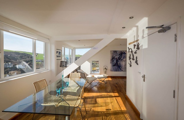 A beautiful, double-fronted terrace house situated in Port Isaac.