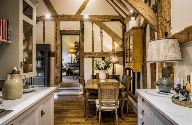 A beautiful private and romantic barn with a luxurious interiors.