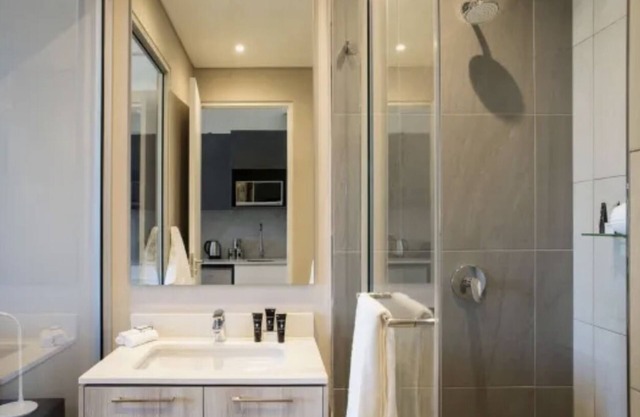 A beautiful studio apartment with Times Square and Menlyn Maine next to property