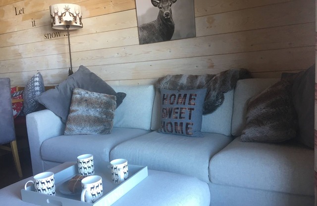 A bit of Alpine heaven with stunning views!