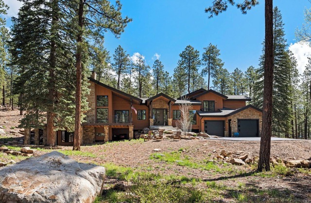 A/C, Luxury Home, Gated Community, Peace & Privacy!
