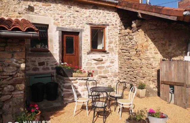 A Charming Cottage to Rent in the Beautiful Countryside of the Limousin