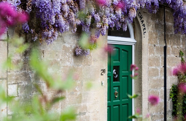 A charming Grade II listed former Chapel in a tucked away peaceful location
