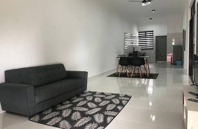 A Comfortable Home (Haura Homestay Kemaman)