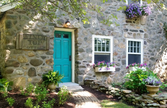 A European Country Getaway ~ 1930s Stone Cottage In Connecticut!