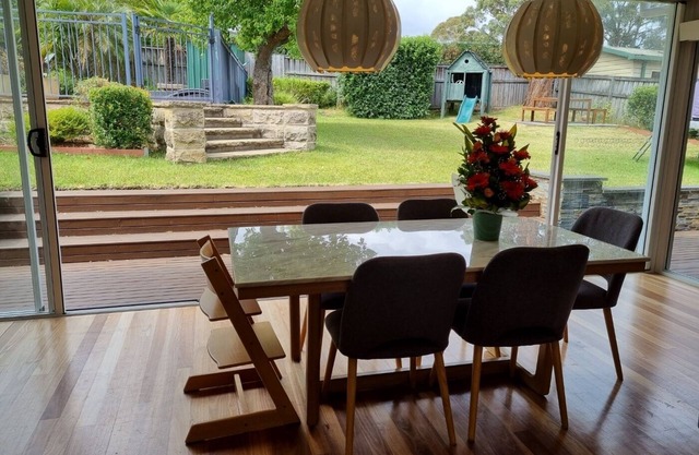A Fantastic Holiday Family House in Glenhaven