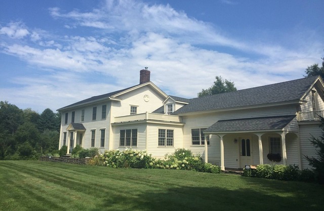 A Fun Farmhouse Near Ski Butternut