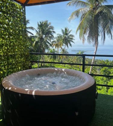 A hidden gem between sea and mountains