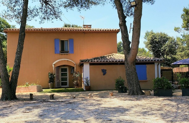 A little corner of paradise in the Nîmes garigue