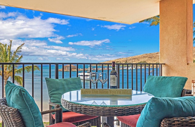 A Luxury Dolphin Suite with Magnificent Oceanfront.The Ultimate Family Hideaway