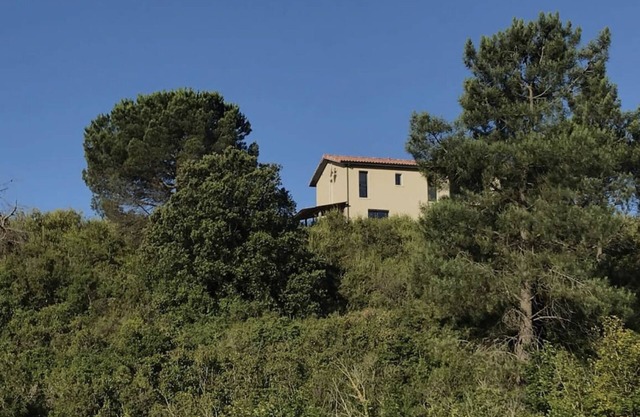A nature lovers retreat - private hot tub and pool
