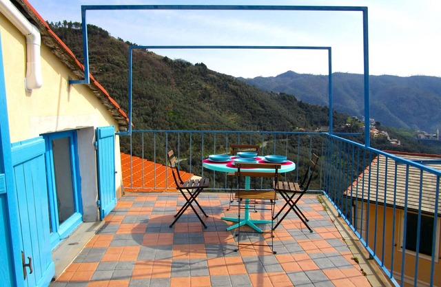 A nest close to Cinque Terre, wonderful terrace with stunning view