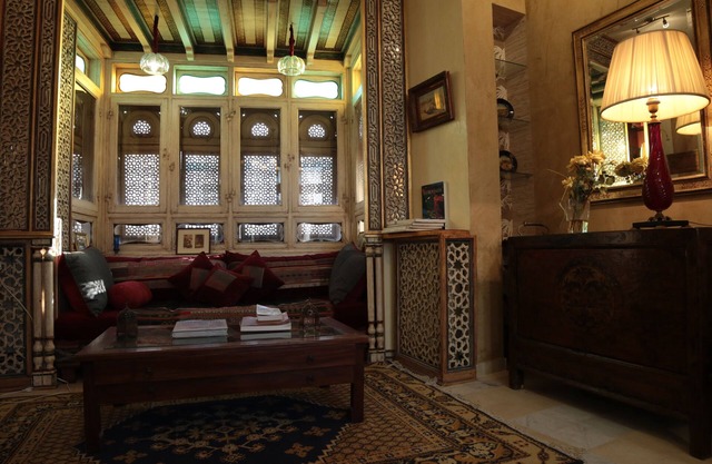 A riad with hanging garden, terraces and swimming pool, in the heart of Nabeul.