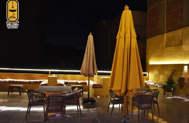 A small hotel located in the pyramids area and near many tourist attractions
