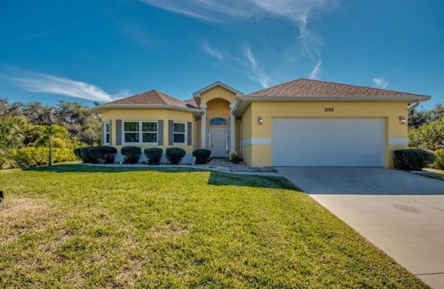 A spacious 2-bedroom retreat in sunny Cape Coral.