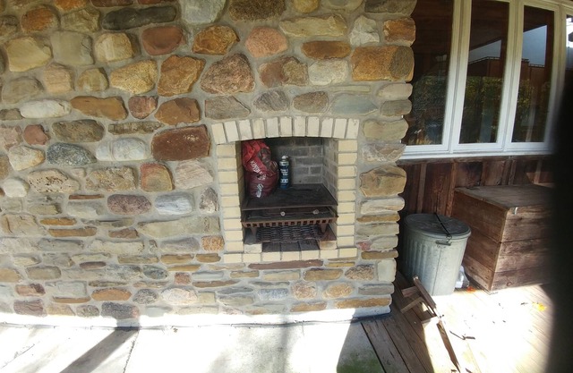 A True Cabin in the Woods minutes from Ellicottville HoliMont and Holiday Valley