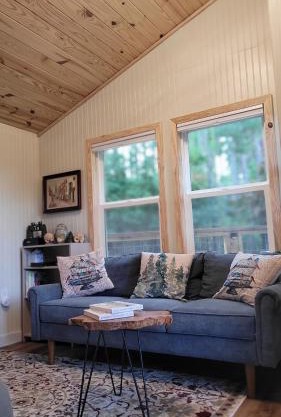 A True Treehouse- Owls Nest at Pines and Pillows