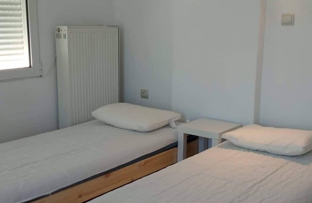 A whole cozy house close to the beach and the airport