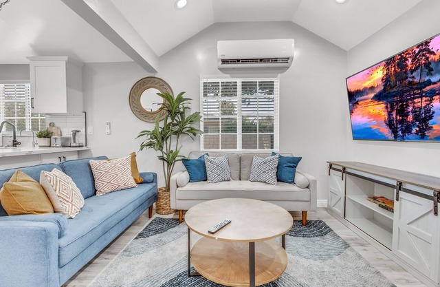 A Wonderful Cozy Amazing Monrovia Designed Home