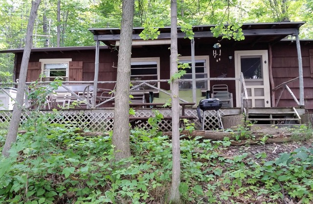 A Wonderful Rustic Cottage on Skaneateles Lake
