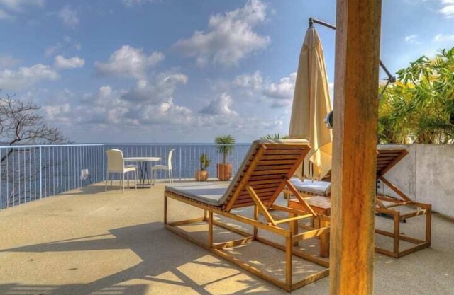 A5 King Suite, Ocean Front Gorgeous Villa