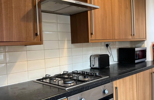 AA Gateshead - Two Bedroom Apartment
