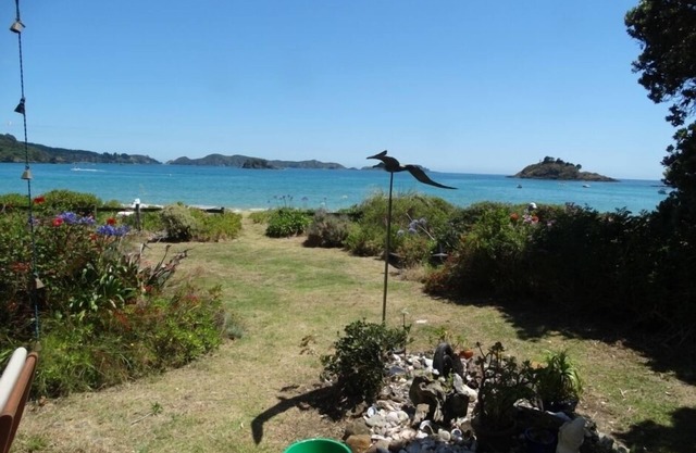 Absolute Beach Frontage - Te Ngaere Bay