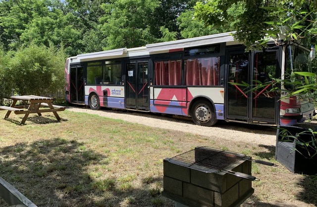 Accommodation for 2 in a BUS with pool access
