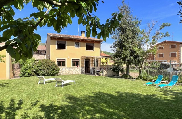 Acebal Rural House, High Tourism CR.107