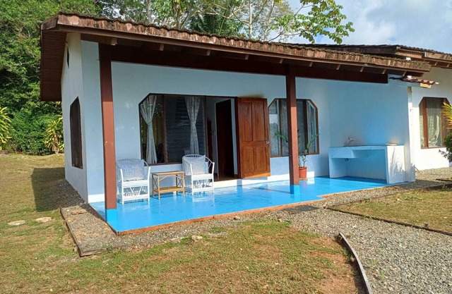 Acogedora cabaña en medio de la naturaleza, Esencial para tu familia y mascotasn